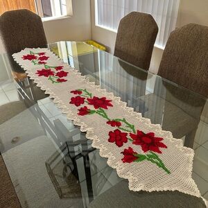 Elegant Red Floral Table Runner